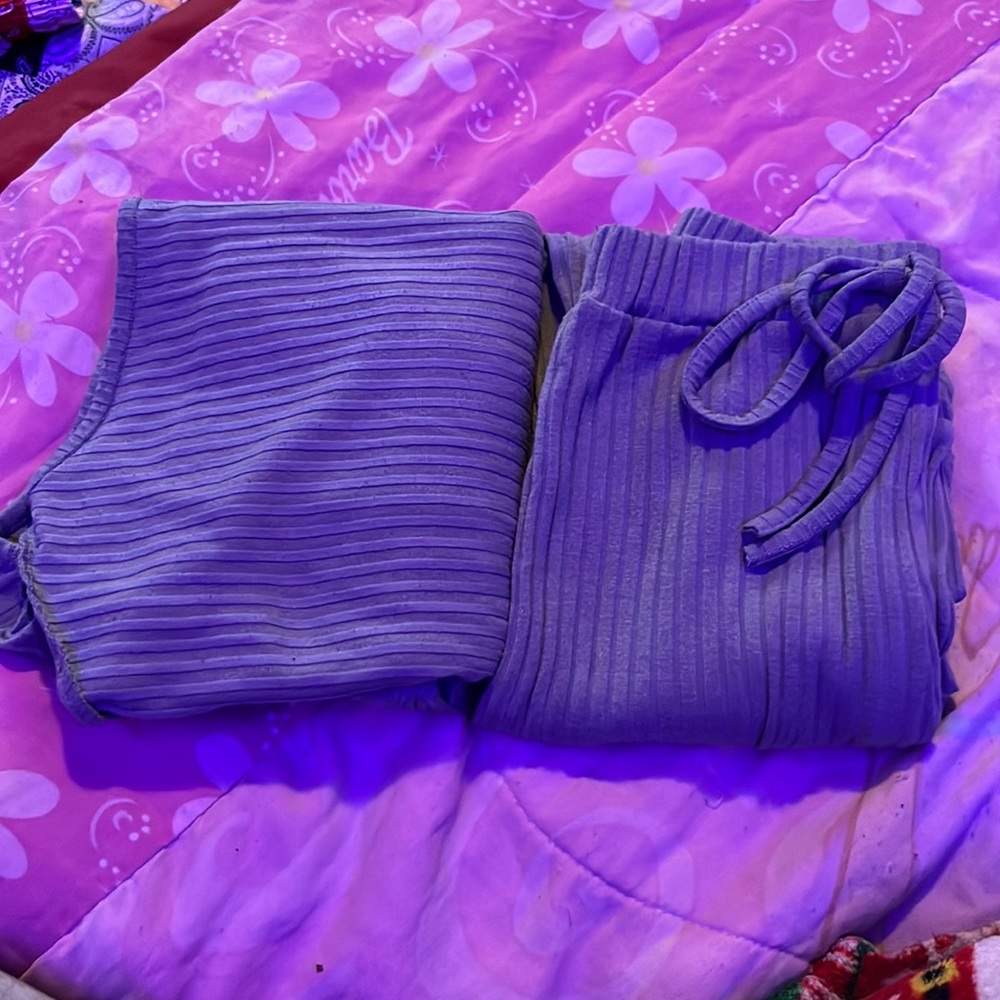 Only worn a few times, stretchy